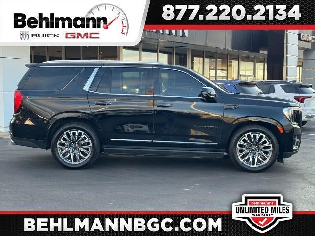 2024 GMC Yukon 4WD 4dr Denali Ultimate in Onyx Black — front three-quarter view