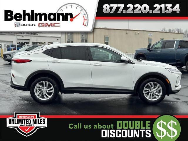 2026 Buick Envista FWD 4dr Preferred in Summit White — front three-quarter view