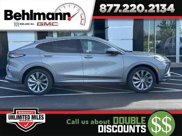 2026 Buick Envista FWD 4dr Avenir in Moonstone Gray Metallic — front three-quarter view